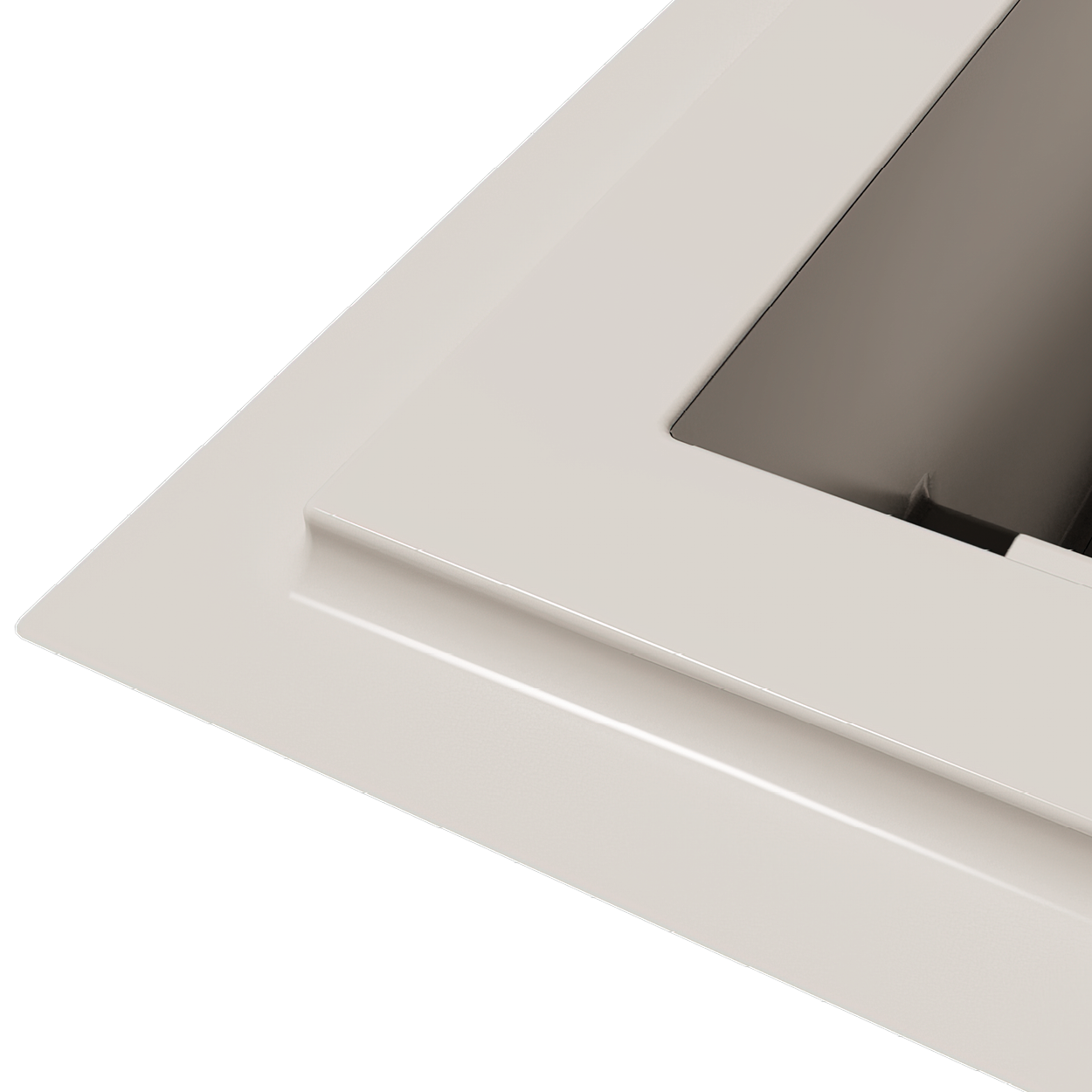 Image d'une partie de piscine coque beige en polyester, avec margelle moderne aux bords arrondis et finition brillante, intégrant un système de filtration pour une installation extérieure élégante et fonctionnelle.